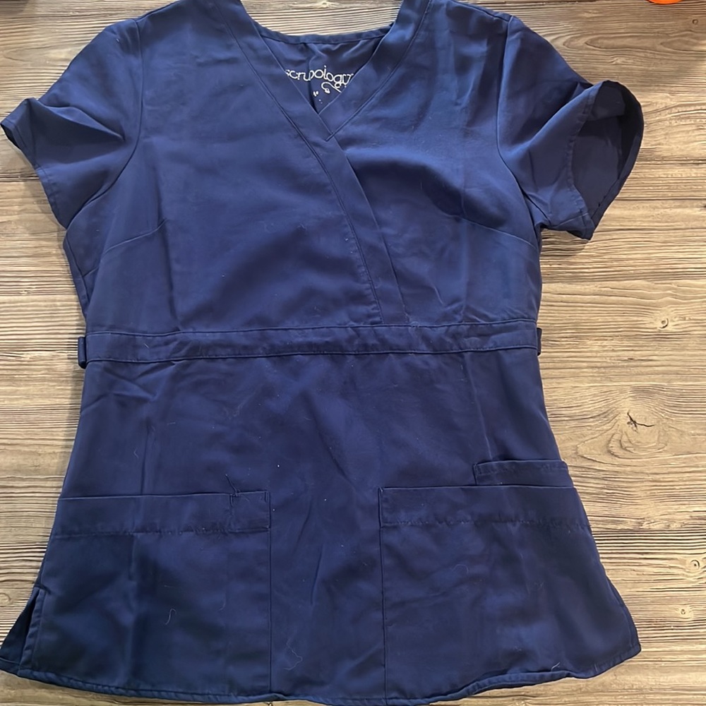 Bundle Of 6 Scrub Tops Size Small - image 8